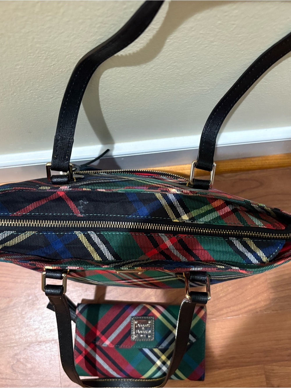 Dooney & Bourke Green Red Blue Plaid Tote with Matching Wallet - Picture 4 of 8